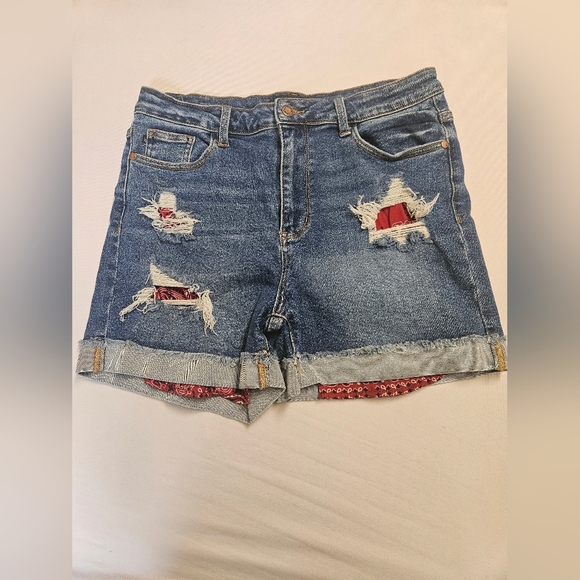 Judy Blue- Denim Distressed Women's Shorts XL Blue 94%Cotton - Picture 1 of 9